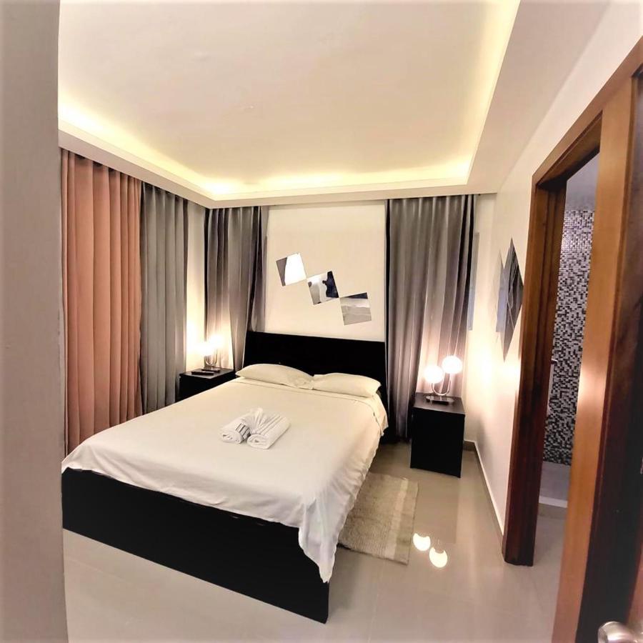 Your Space Piscina, Parque Infantil, 3 Habitaciones , Res Breezes Santiago ซานติอาโก เด ลอสกาบาเญโรส ภายนอก รูปภาพ